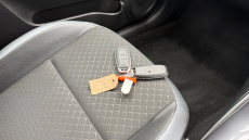 Nissan Juke 1.0 DiG-T 114 N-Connecta 5dr Petrol Hatchback